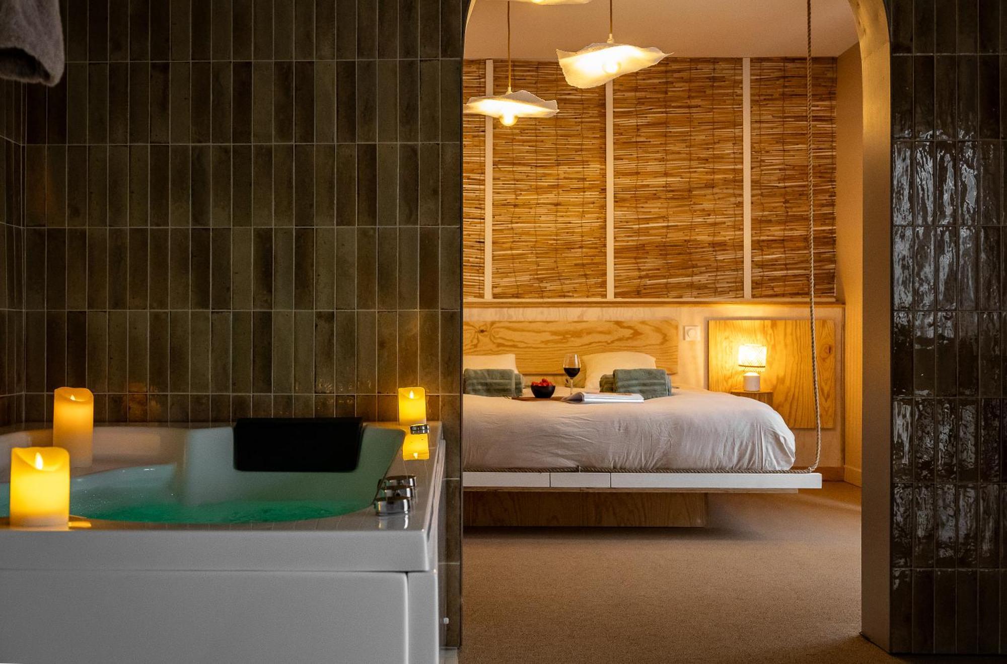 Brech Love Room Suite Bali - Auray En Bretagne מראה חיצוני תמונה