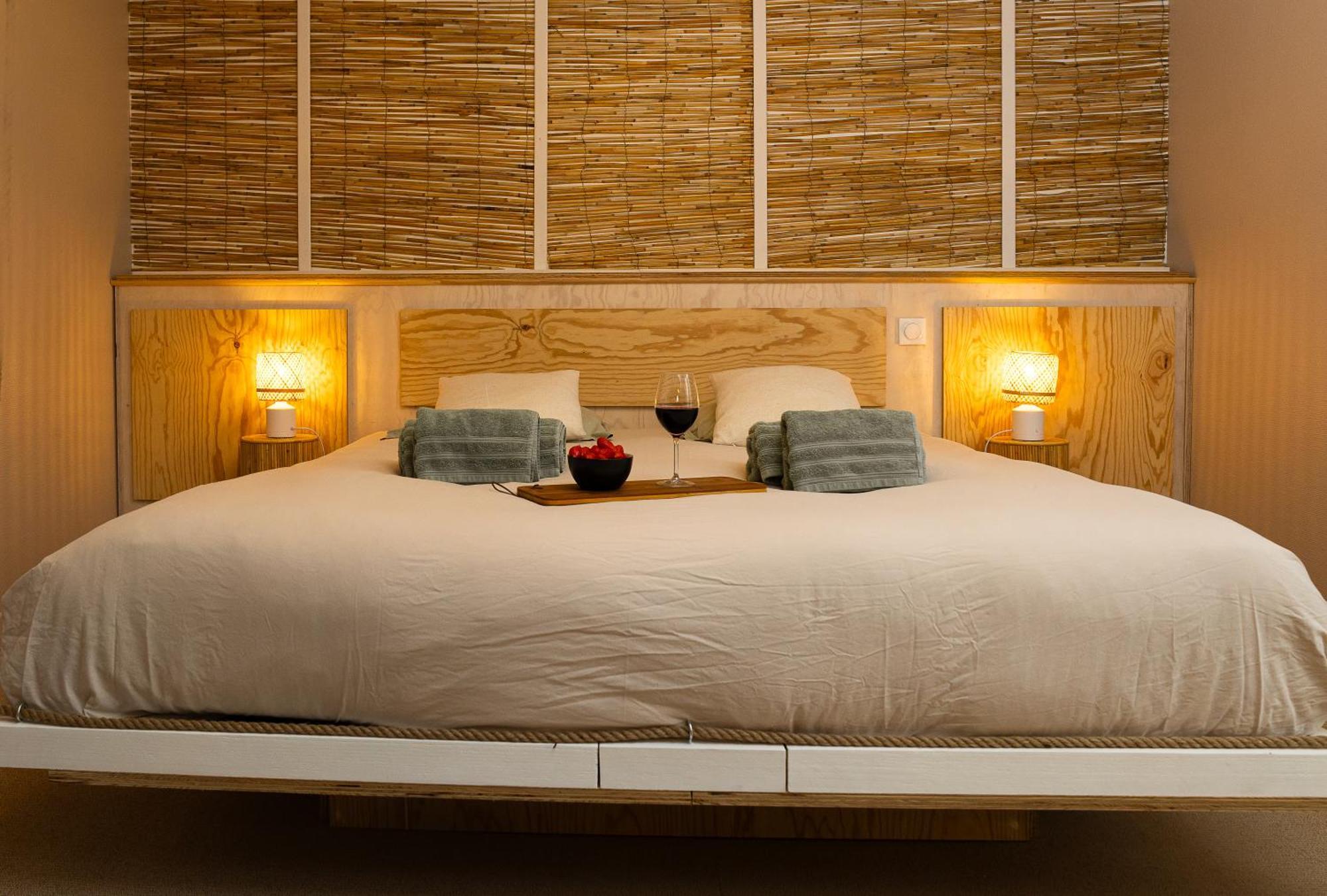 Brech Love Room Suite Bali - Auray En Bretagne מראה חיצוני תמונה